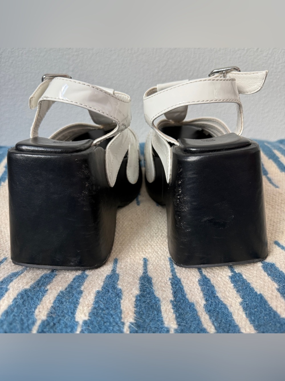 dELiA*s by Dolls Kill Forever Frolicking Platform Sandals Size 5 - Picture 3 of 11